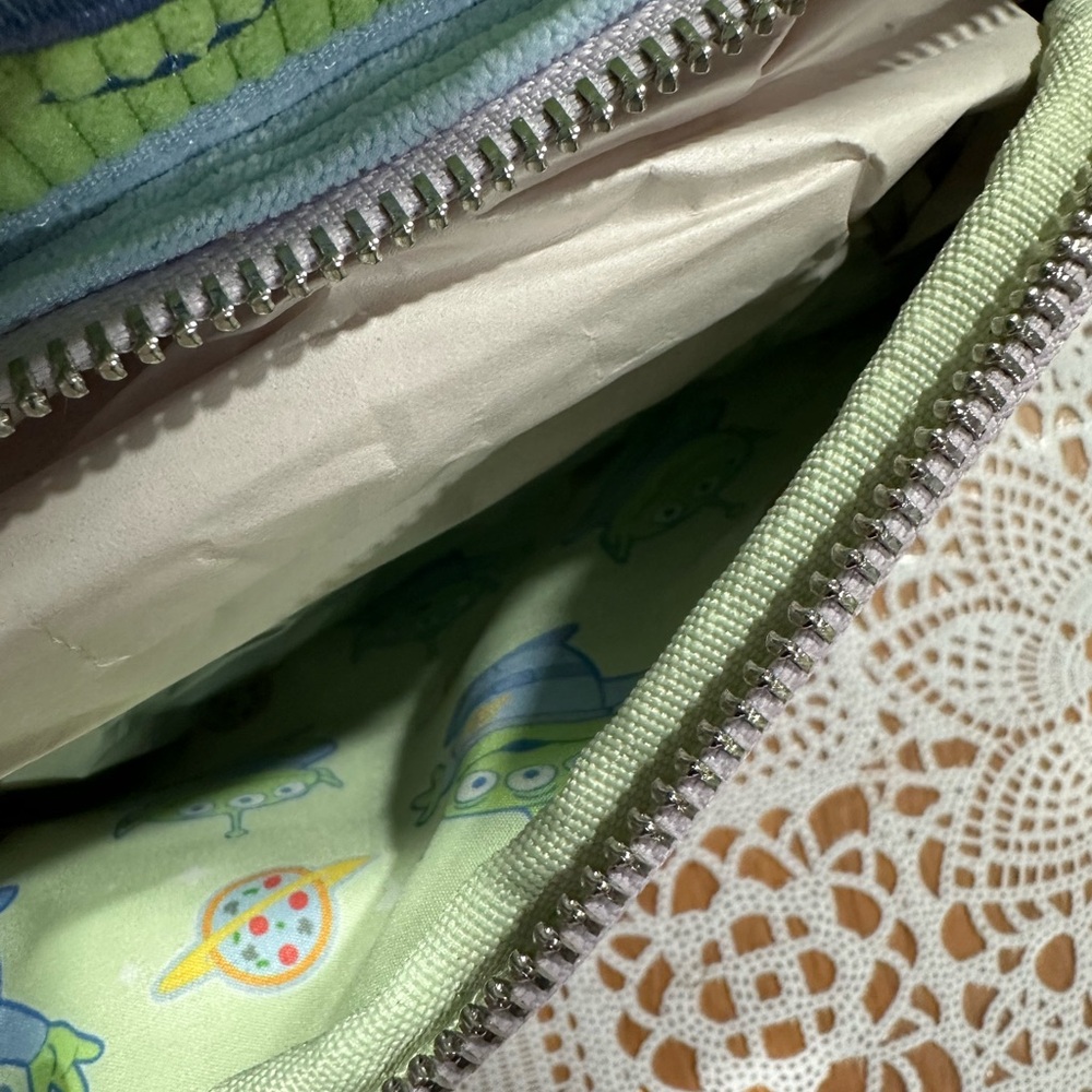 Green Alien Loungefly Backpack - image 5